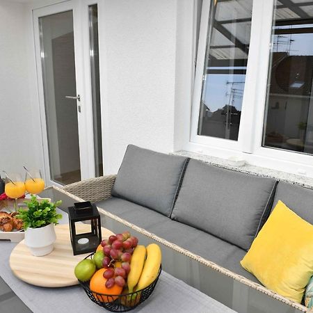 Apartman Leona Ловран Екстериор снимка